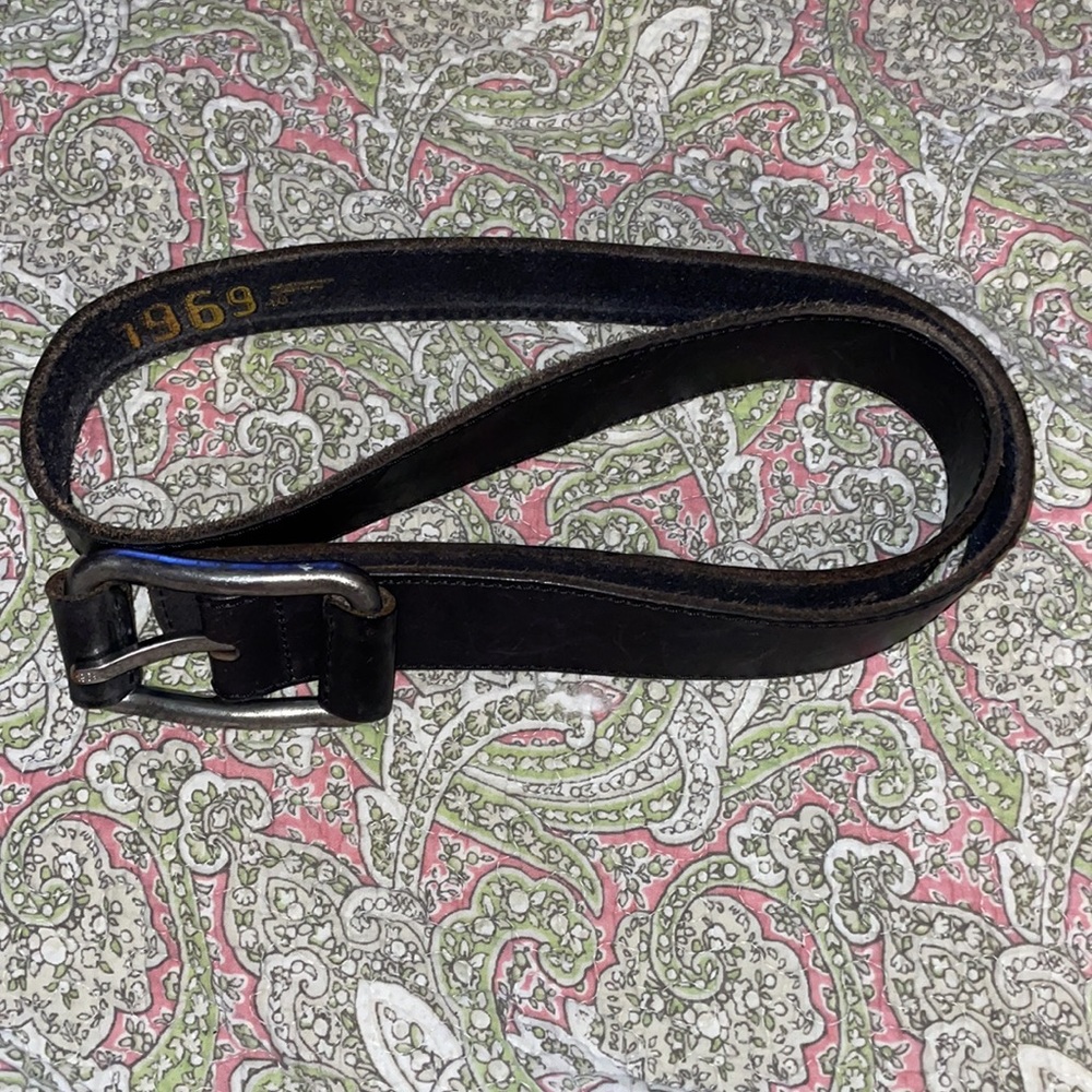 Gap brown, leather belt, distressed silver buckle size 40 - Picture 6 of 7